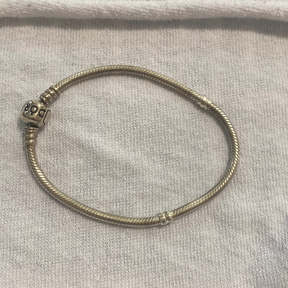 PANDORA bracelet